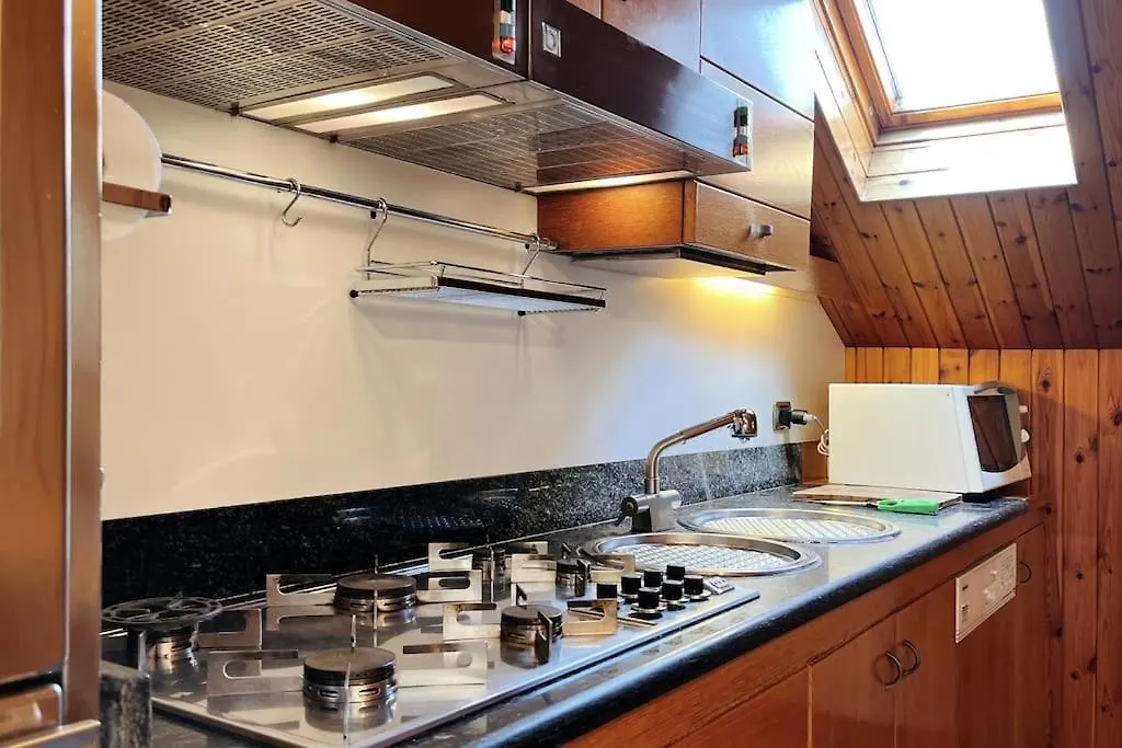 דירות מלגראטה House Bluette - Affitti Brevi Italia